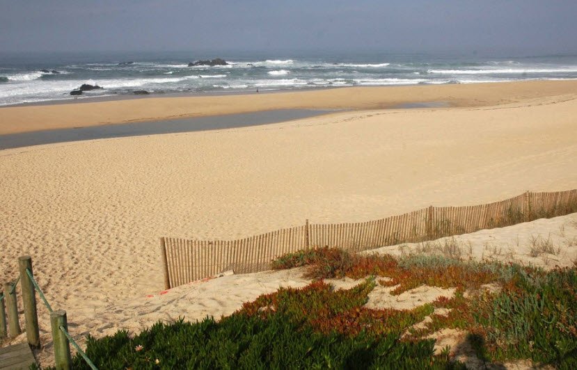 Praia do Aterro, Portugal